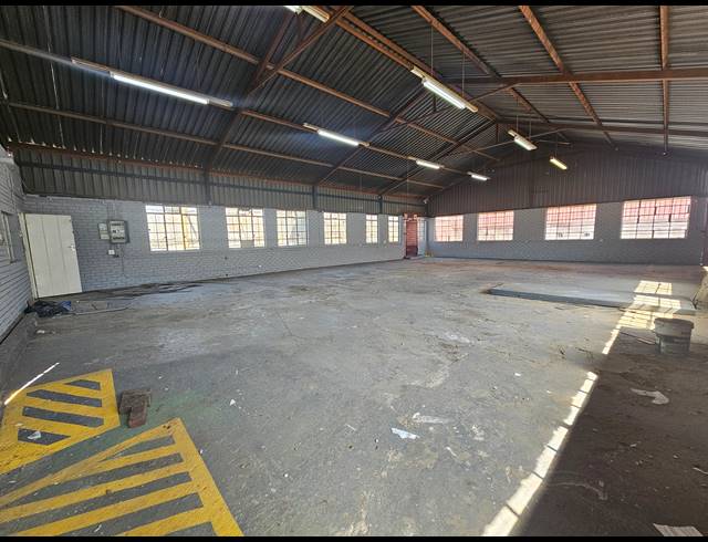 297M² FACTORY TO LET IN ANDERBOLT